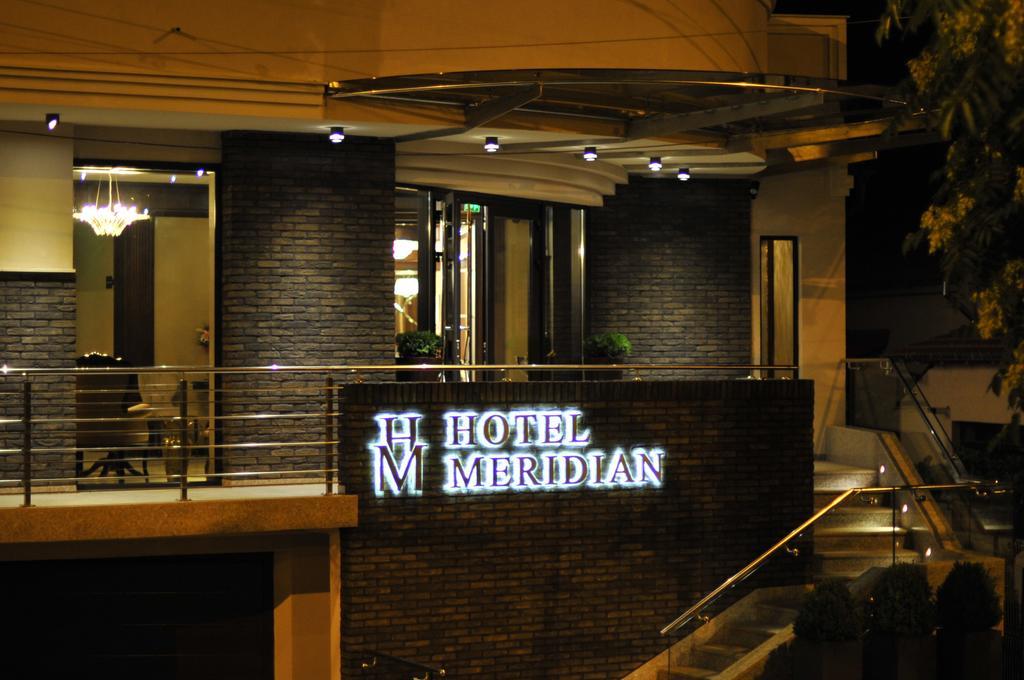 Hotel Meridian Κλουζ-Ναπόκα Εξωτερικό φωτογραφία